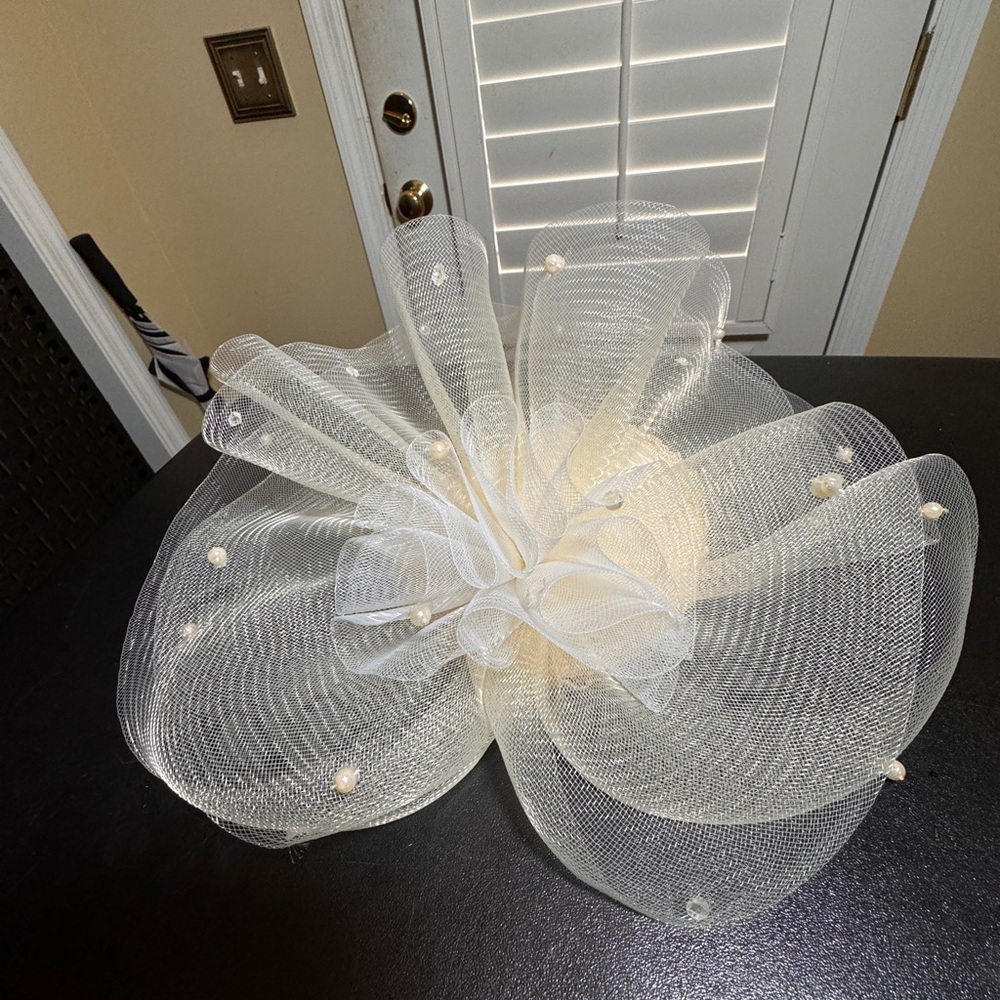 Side Hat with pearl accents